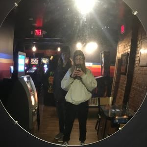 Meet your Posher, Alexis